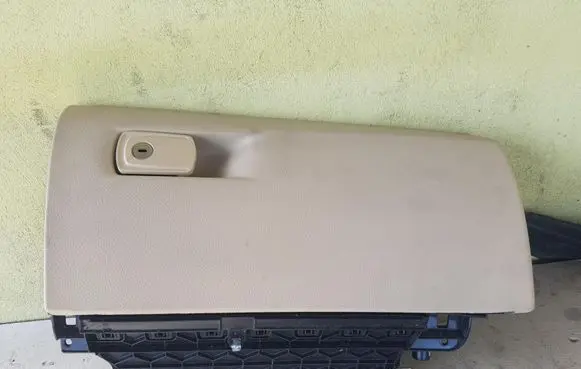 BMW 3 F30 F35 F31 Glove box