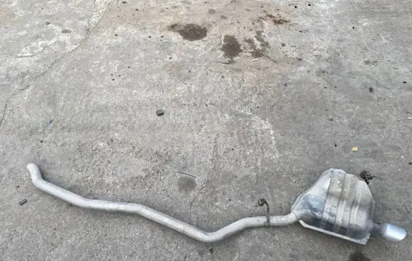 Dodge Durango Rear muffler/silencer tail pipe DC10048