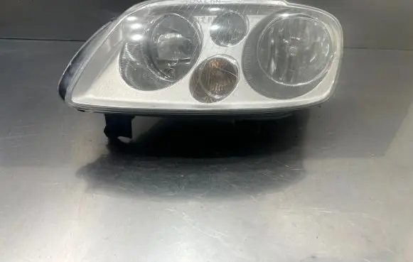 Volkswagen Touran I Headlight/headlamp 1T0941005F 0301205201