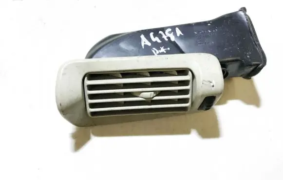 Volvo XC90 Dash center air vent grill 8641828