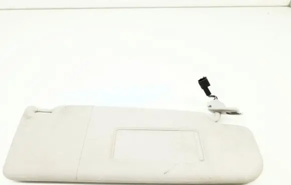 Volkswagen Golf V Sun visor