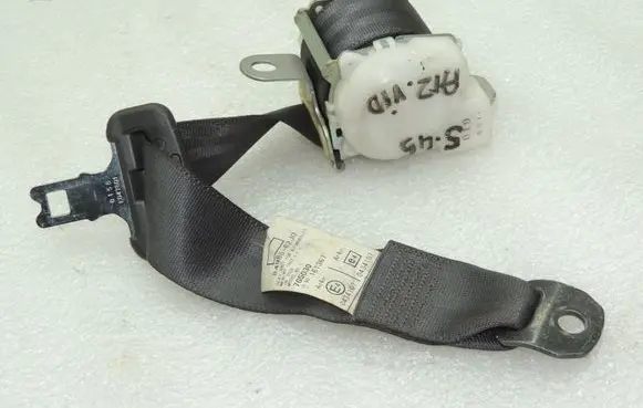 Suzuki Swift I Middle seatbelt (rear) 8490662J02P4Z