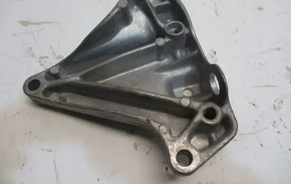 Skoda Rapid (120G, 130G, 135G) Engine mounting bracket 1K0199117BQ