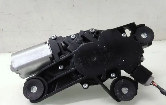 Ford Focus C-MAX Rear window wiper motor 0390201823