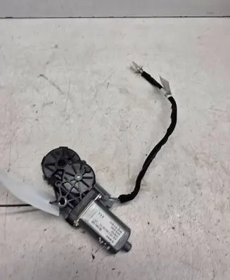 Hyundai Sonata Seat adjustment motor 885843S000