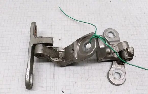Opel Astra H Rear door hinge set 