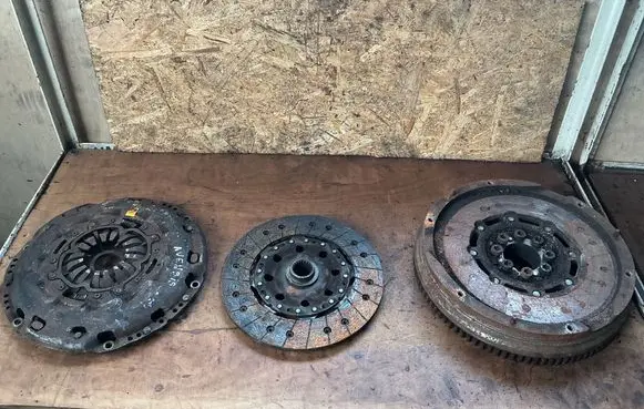 Toyota Avensis T250 Clutch set kit