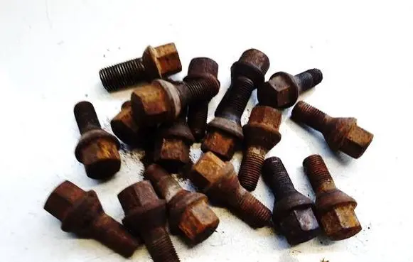 Fiat Doblo Nuts/bolts 