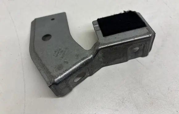 Audi Cabriolet B3 8G Bracket in trunk/boot 8G0711786B