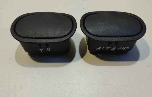 Alfa Romeo 147 Rear door ashtray 