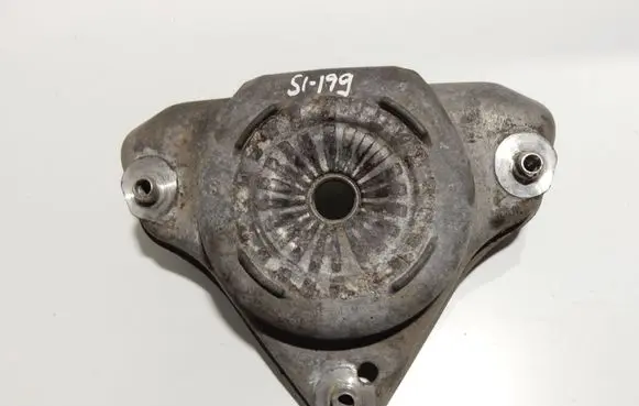 Coil spring mount