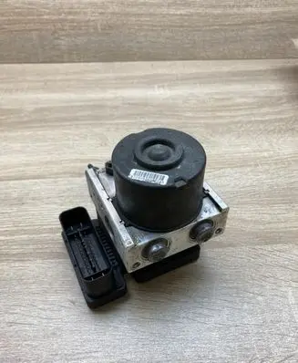 Ford Focus ABS Pump 10097001103 3M512M110GA