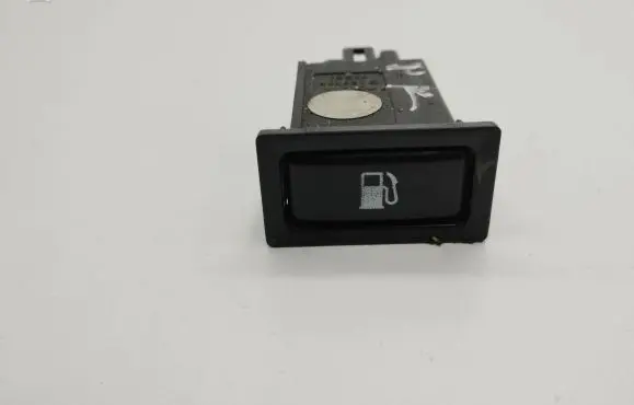 Toyota Avensis T250 Fuel tank opening switch 156795