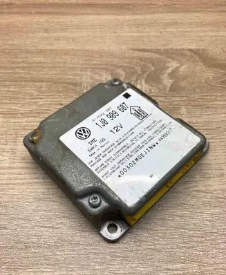 Volkswagen PASSAT B5 Airbag control unit/module 1J0909607 5WK4199