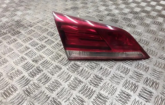 Hyundai i40 Tailgate rear/tail lights 924033Z6