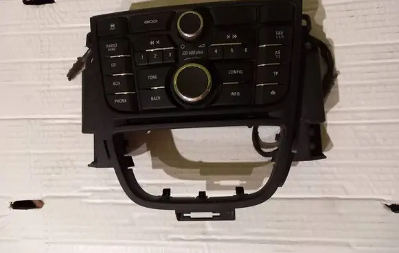Opel Astra J Head unit multimedia control 13444592 28417212 150109A30449