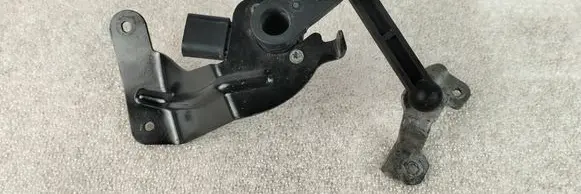 Audi A3 8Y Rear height level sensor lever 5WA512521A 5WA907127