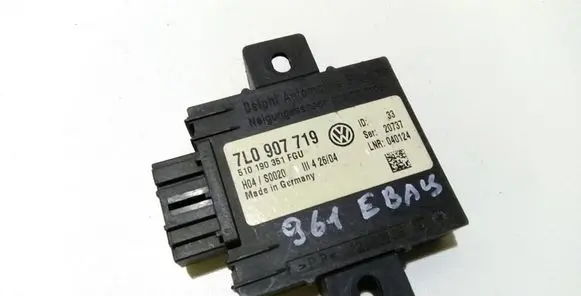 Volkswagen Touareg I Alarm control unit/module 7L0907719