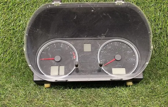 Ford Fusion Speedometer (instrument cluster) 4S6F10849HA