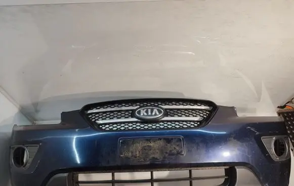KIA Carens II Front bumper