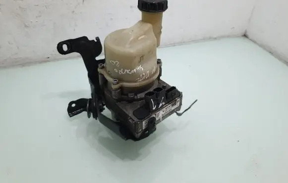 Dacia Sandero II Power steering pump 491101292R