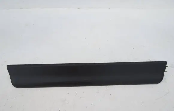 Volvo V70 Front sill trim cover 31250822 BQ2FA