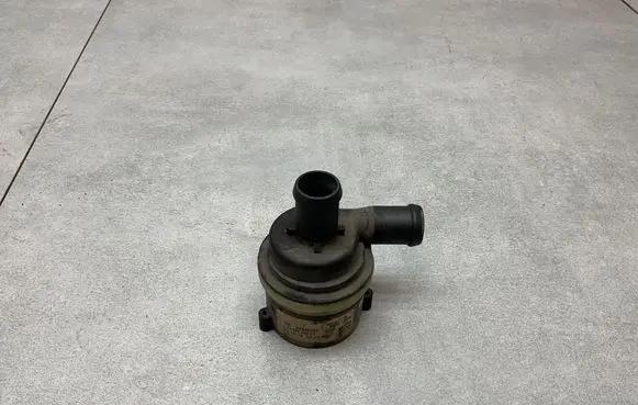 Opel Insignia A Electric auxiliary coolant/water pump 22840056