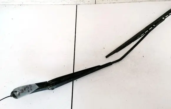 Volkswagen Transporter - Caravelle T5 Front wiper blade arm 7H1955410