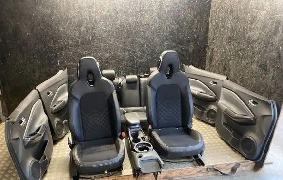Seat set