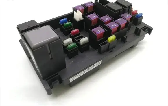 Subaru Forester SH Fuse module 82241SC020 809598