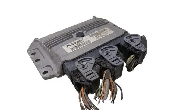 Renault Scenic II - Grand scenic II Engine control unit/module ECU 8200298457KAS 8200298457 8200298463