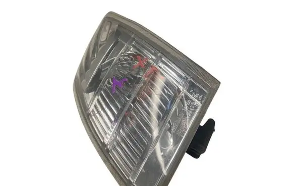 Nissan X-Trail T30 Front indicator light 3443L 0564