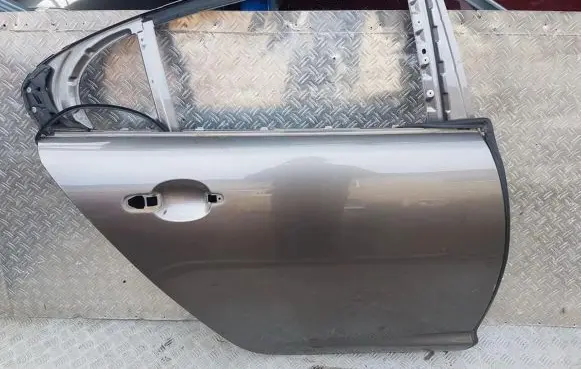 Jaguar XF Rear door