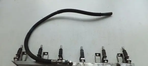 BMW 3 E90 E91 Fuel main line pipe 7542541 7542070