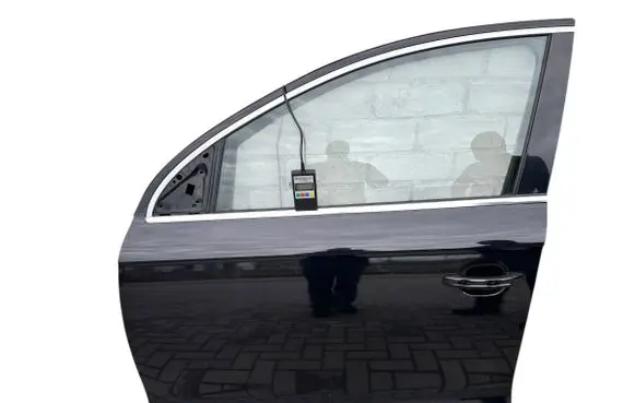 Audi Q7 4L Front door