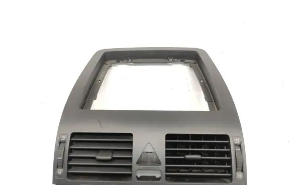 Volkswagen Touran I Dash center air vent grill 1T1819728B