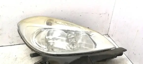 Renault Clio III Headlight/headlamp 8200459823 8200244897
