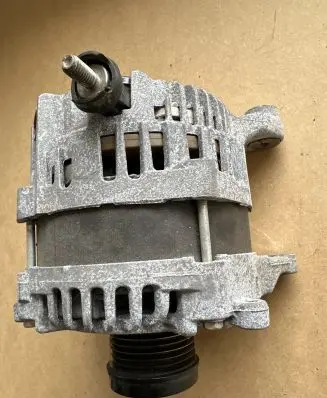 Subaru Outback (BS) Generator/alternator 23700AA91B