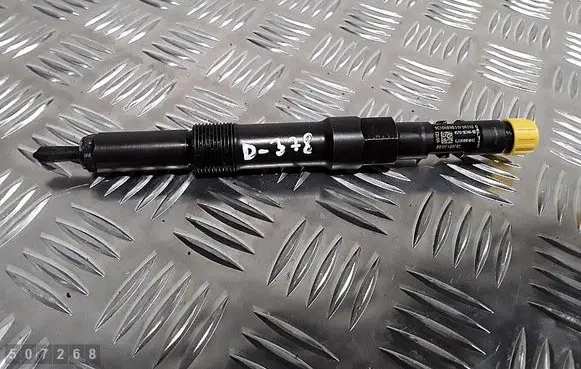 Ford Mondeo Mk III Fuel injector 4s7q9k546bd ejdr00504z
