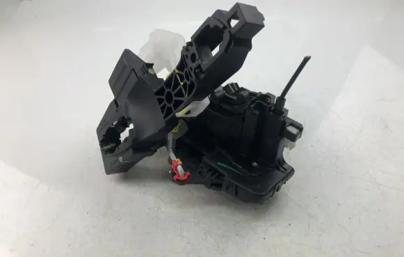 KIA Ceed Coupe door lock (next to the handle) 81420J7000