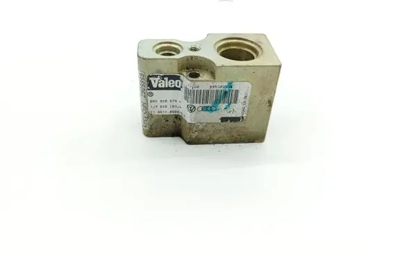 Air conditioning (A/C) expansion valve