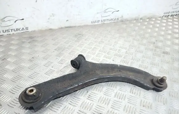 Nissan Note (E11) Front lower control arm/wishbone