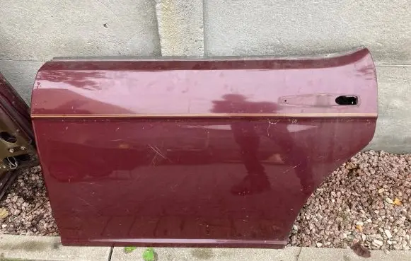 Bentley Mulsanne Rear door