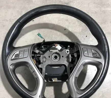 Hyundai ix35 Steering wheel 561102Y750