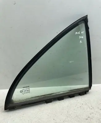 Toyota Avensis T250 Rear door window glass 43R00048 DOT24AS2M68