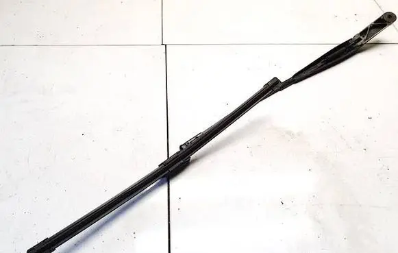 Volkswagen PASSAT B6 Front wiper blade arm 3c1955410b
