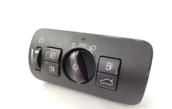 Volvo V70 Light switch 30739414 04066322