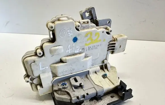 Audi Q7 4L Rear door lock 3C4839016C