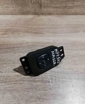 Mazda MPV II LW Wing mirror switch LD4766600