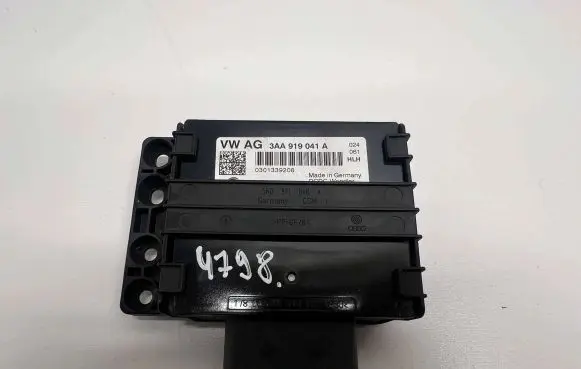 Volkswagen Golf VI Other control units/modules 3AA919041A 5K0971846A 0301339208